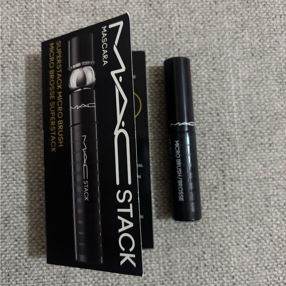 5 items x $25 mini MAC máscara Stack nwt - Picture 3 of 6